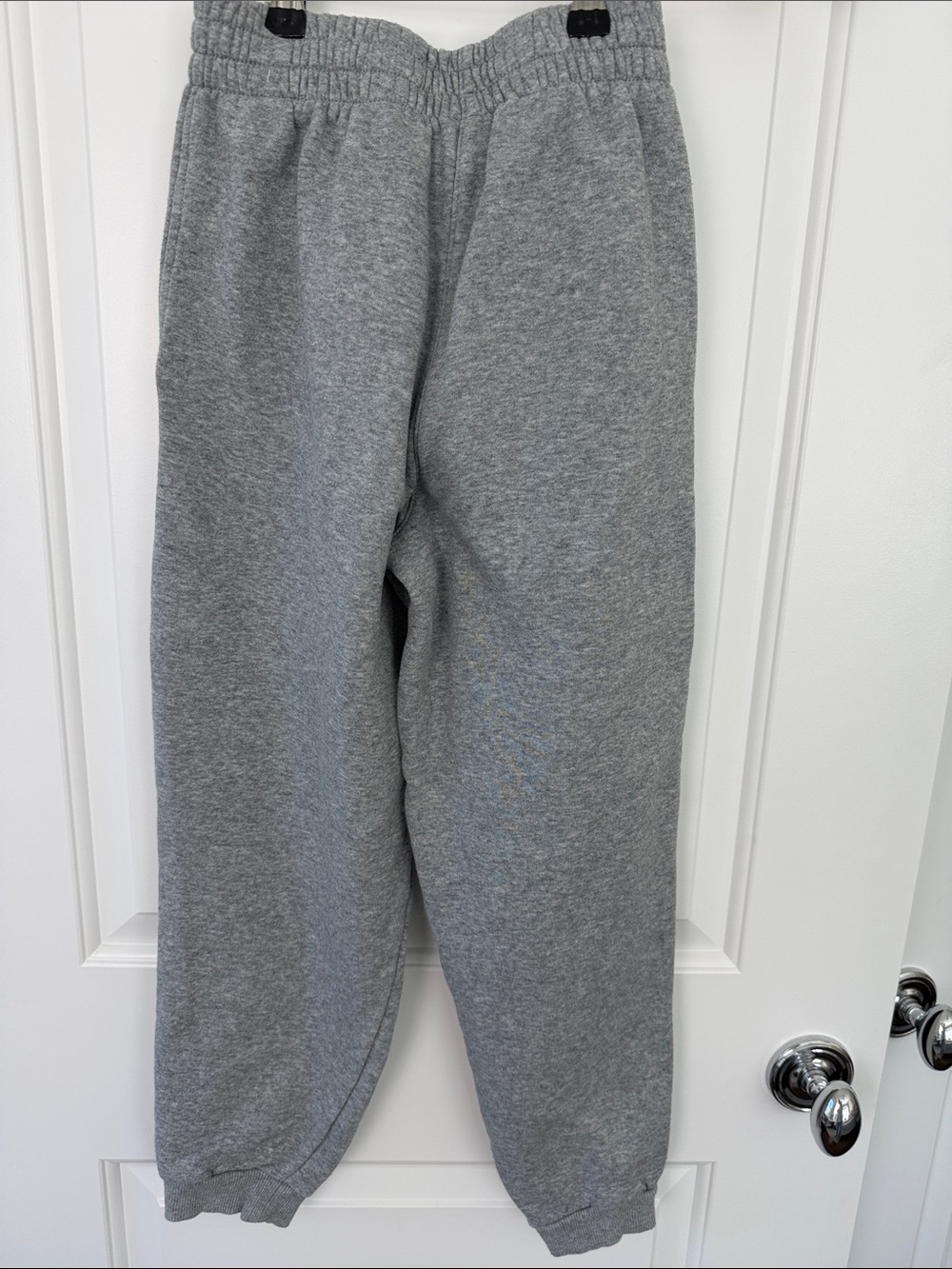 Nike Gray Kids Fleece Joggers - boys size large - Picture 6 of 6
